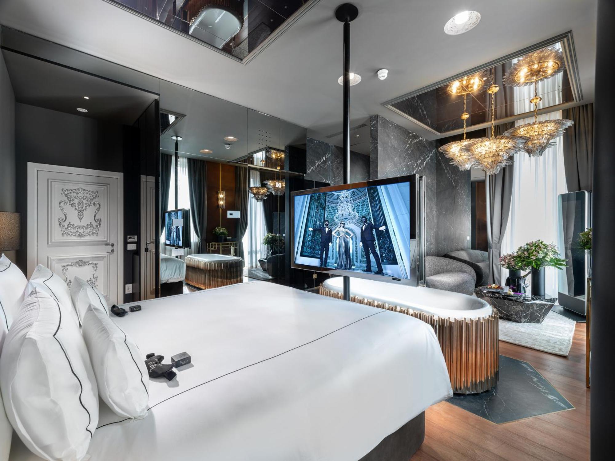 The Plein Hotel - Small Luxury Hotels Of The World Milan Exterior photo